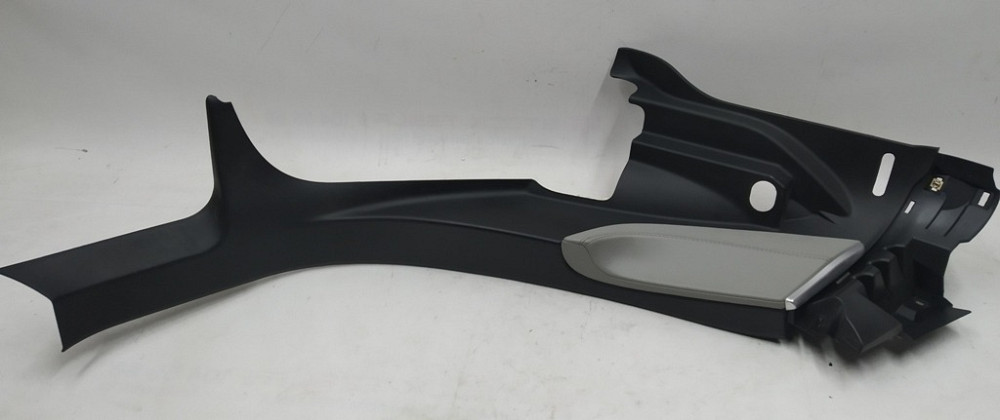 1Облицовка стойки C нижняя левая LTHR GREY (отломано одно из креплений) Tesla model S 1051768-05-C Киев - изображение 2