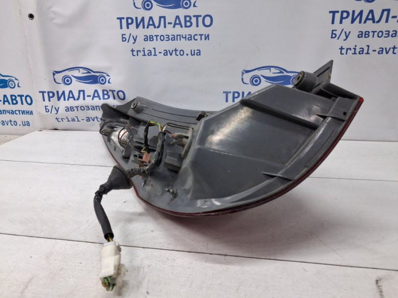 Фонарь задний внешний правый Hyundai I30 FD 1.6 DIESEL D4FB 2007 (б/у) Киев - изображение 7