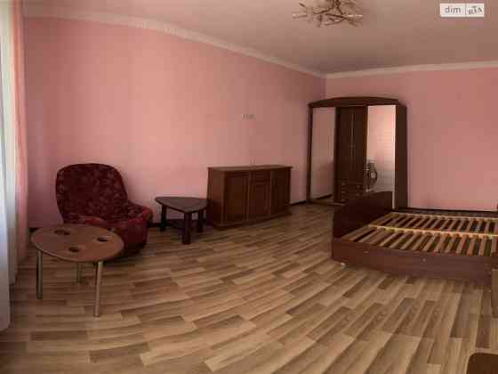 Продаж 3 поверхового таунхауса у м. Чернівці Чернівці