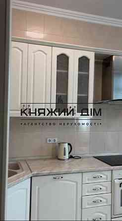 Продаж преміальної 2 кім. квартири по вул. Звіринецька 59 ЖК Тріумф Код: 21147757 Киев