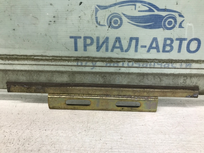 Стекло двери заднее левое Mitsubishi Pajero Sport K9 2.5 DIESEL 4D56 1996 (б/у) Київ - зображення 2