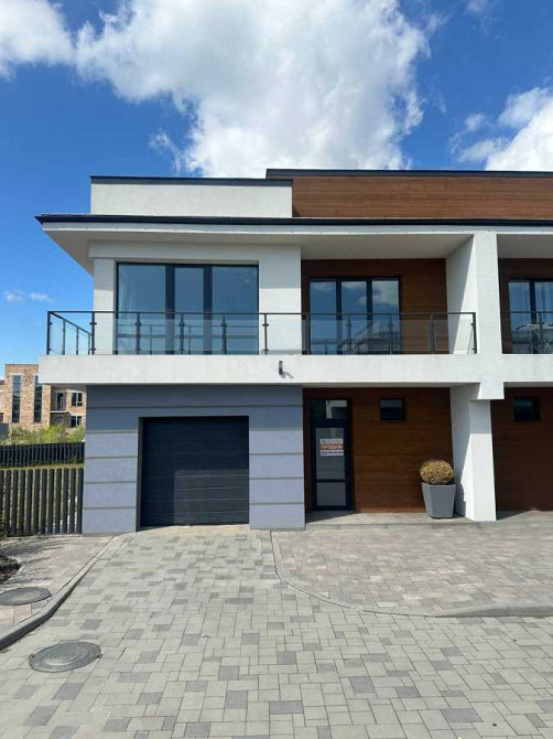 продажа 5-к коттедж Ивано-Франковск, Волчинец, 150400 $  - зображення 1