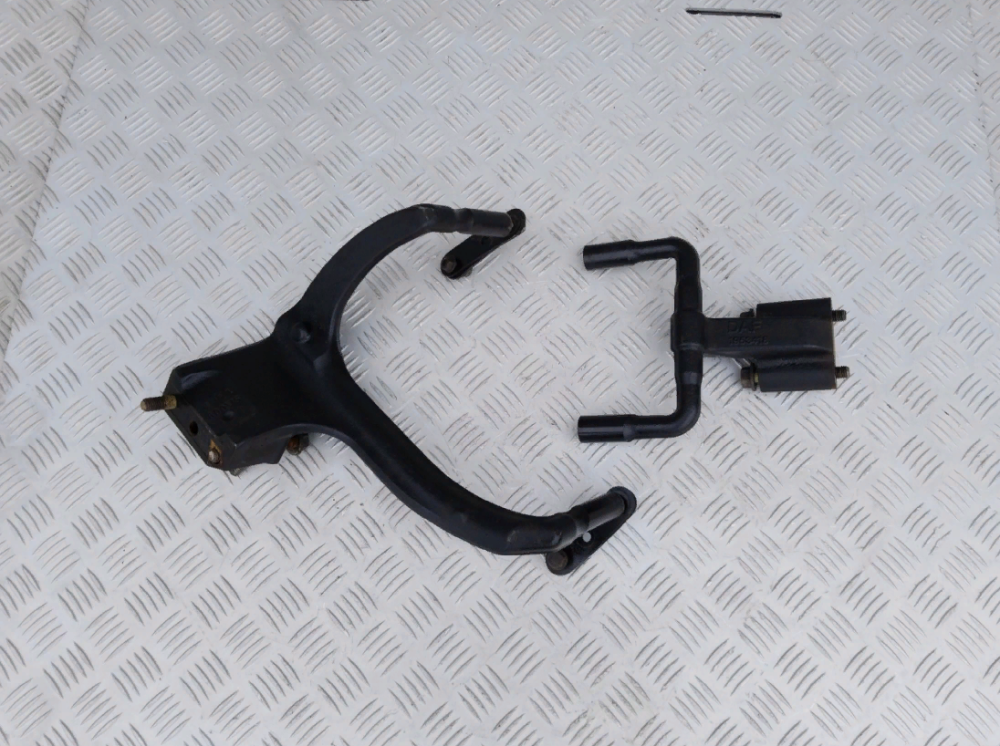 1953418 Кронштейн крепления диффузора вентилятора DAF XF 106 Euro 6 Львов - изображение 1