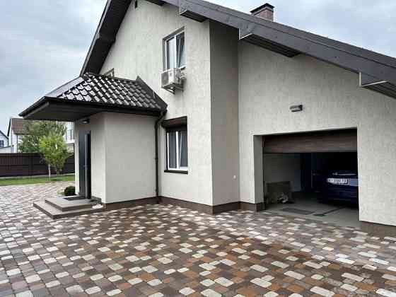 Продам власний будинок с.Святопетрівське 200кв на 8сот.землі Белогородка