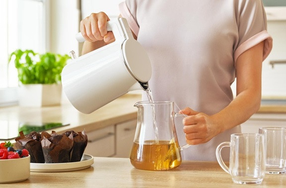 Электрочайник Sencor SWK 0155WH 1 л белый Київ - зображення 10