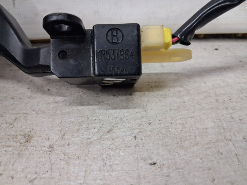 Переключатель круиз-контроля Mitsubishi Outlander CU 2.4 БЕНЗИН 4G69 2003 (б/у) Киев - изображение 3