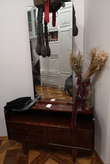 Дзеркало, з тумбою Львов - изображение 1