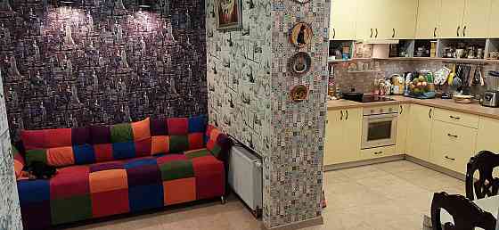 Комфортная, тёплая 2 (+1) квартира с персональным входом. Київ