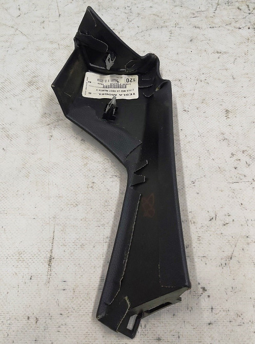 2Накладка ремня безопасности стойки С левой RBST MAMTH V с повреждением Tesla model S 1024730-00-B Київ - зображення 3