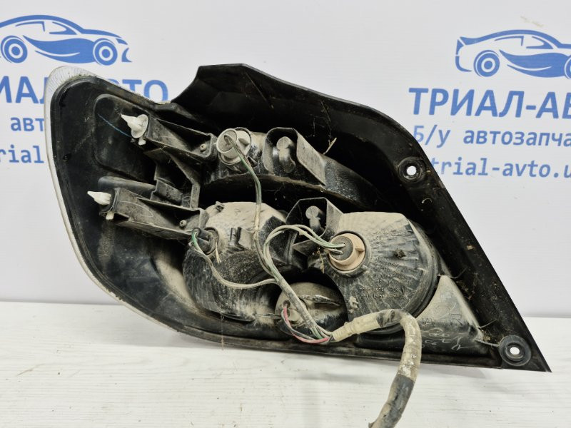 Фонарь задний внешний правый Mitsubishi Outlander 2003-2006 8330A050 (Арт. 50524) Киев - изображение 4