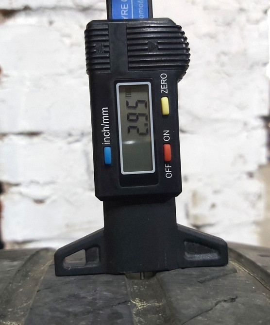 Шина 245/45R19 MICHELIN PRIMACY MXM4 (2.95 мм) с повреждением Tesla model S 1065205-00-A Киев - изображение 5