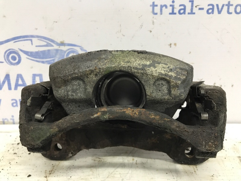 Суппорт передний правый Mitsubishi L200 KB 2.5 ДИЗЕЛЬ 4D56U 2006 (б/у) Київ - зображення 2