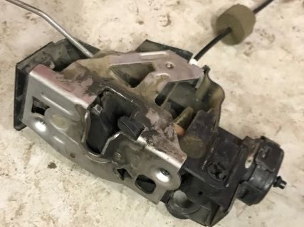 Бу замок Mercedes Benz W168, A1687200735 , передней левой двери. Кропивницкий - изображение 1