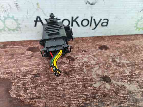 Блок управления подогревом сидения VW Golf V 2003-2008 (1K0959772) Ковель