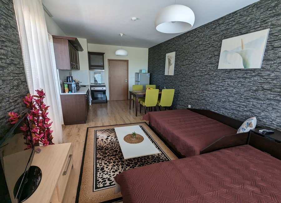 Просторная 2-х ком квартира в комфортабельном комплексе у моря, в г. Обзор (Болгария) Одеса - зображення 6