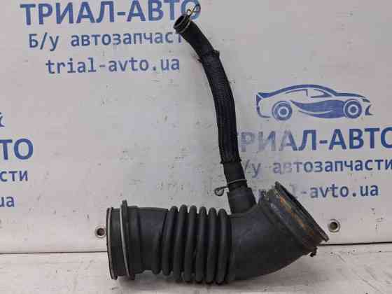 Патрубок воздушного фильтра Toyota Auris E150 1.6 БЕНЗИН 1ZRFAE 2006 (б/у) Київ