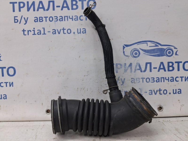 Патрубок воздушного фильтра Toyota Auris E150 1.6 БЕНЗИН 1ZRFAE 2006 (б/у) Киев - изображение 2