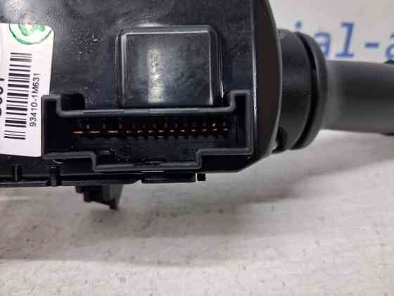 Переключатель подрулевой левый(поворотники) Hyundai IX35 LM 1.7 DIESEL D4FD 2009 (б/у) Київ