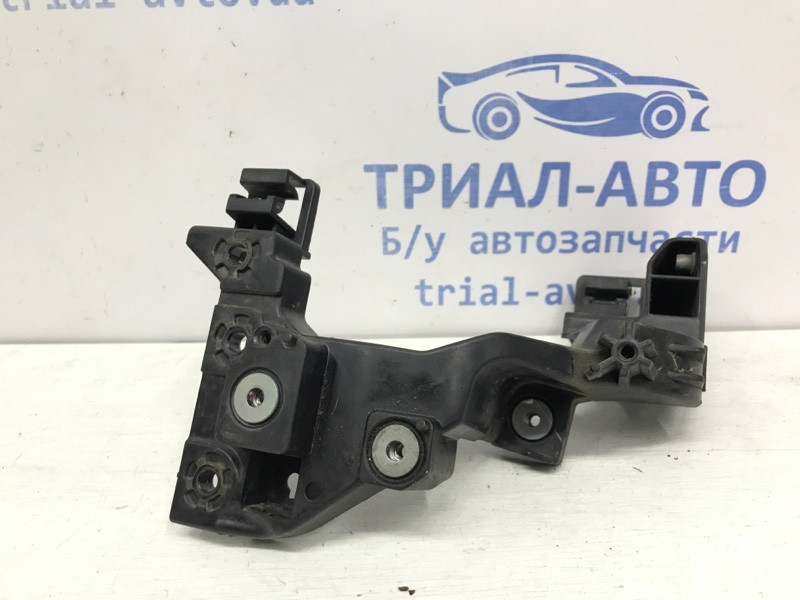 Кронштейн бампера передний левый Kia Ceed JD 1.6 DIESEL D4FB 2012 (б/у) Київ - зображення 1