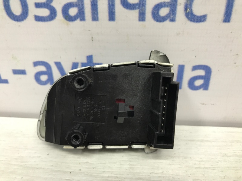 Кнопки руля Kia Ceed ED 1.6 DIESEL D4FB 2006 (б/у) Київ - зображення 2