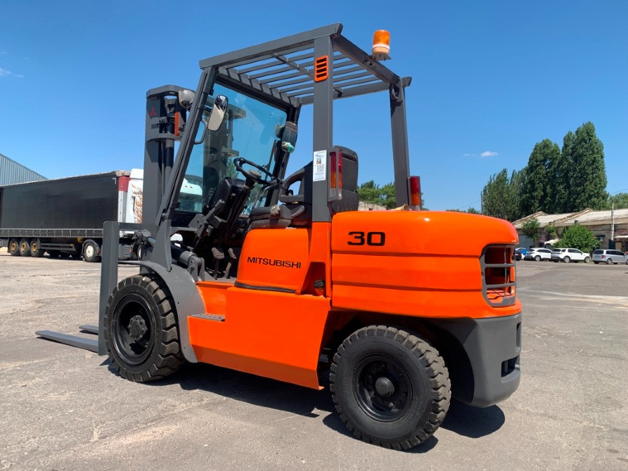 Навантажувач вилковий Mitsubishi на 15 великих нових колесах пневмо, с наработкой 6581 м/ч. Днепр - изображение 4