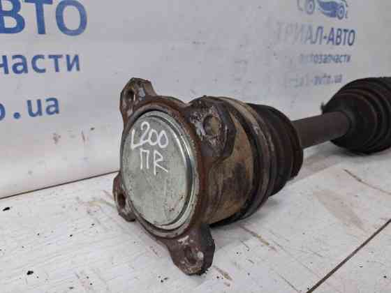 Привод передний правый МКПП Mitsubishi L200 KB 2.5 DIESEL 4D56 2006 (б/у) Киев