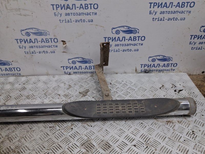 Подножка Kia Sorento BL 2.5 DIESEL D4CB 2002 лев. (б/у) Киев - изображение 3