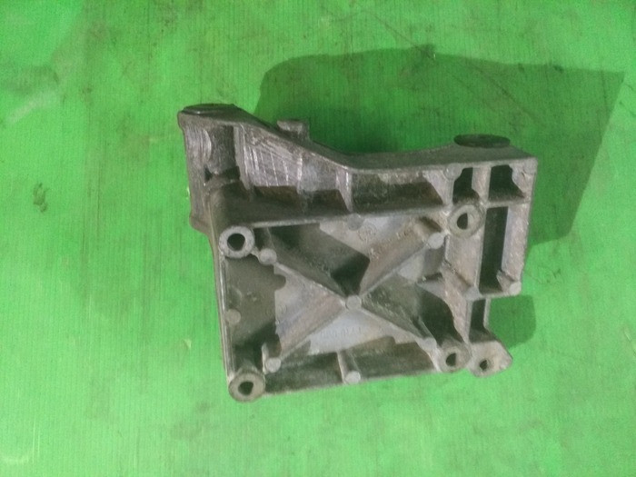 Кронштейн генератора 1715080 БМВ BMW Вінниця - зображення 3