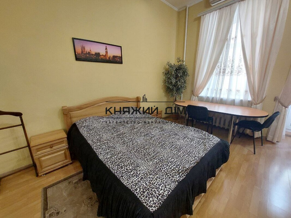 Оренда роздільної 2-х кімнатної квартири в самому центрі Києва Майдан Незалежності. № 11200413 Киев - изображение 12