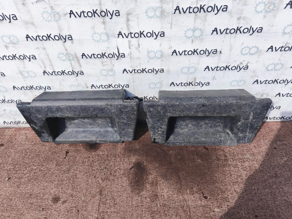 Накладка заглушка сиденья VW T5 2003-2015 (7H0881697B) Ковель - зображення 3