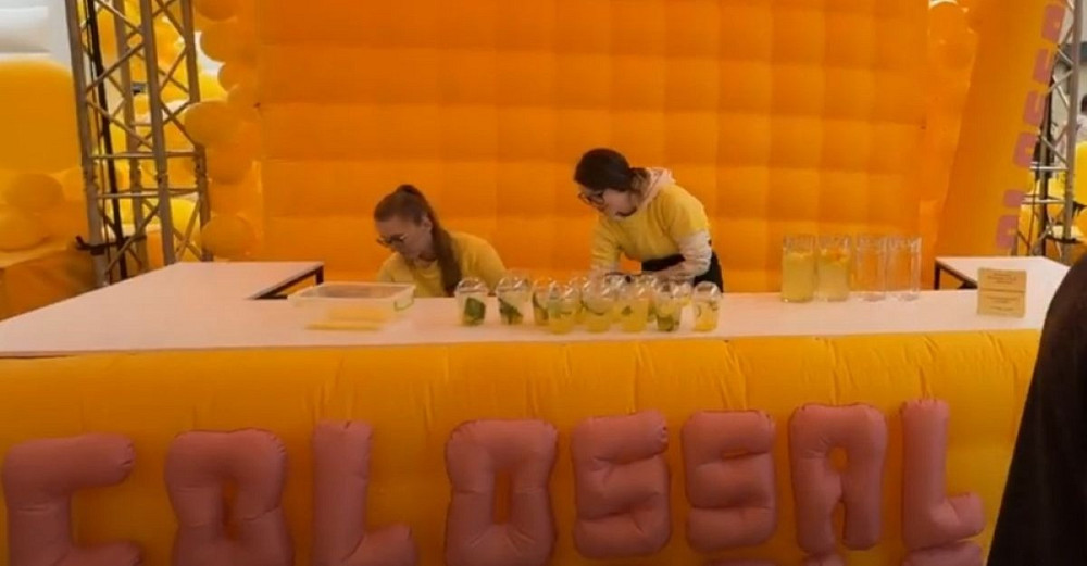 Палатка надувная тент для уличного маркетинга, рекламы возведение 5-15 мин Київ - зображення 4