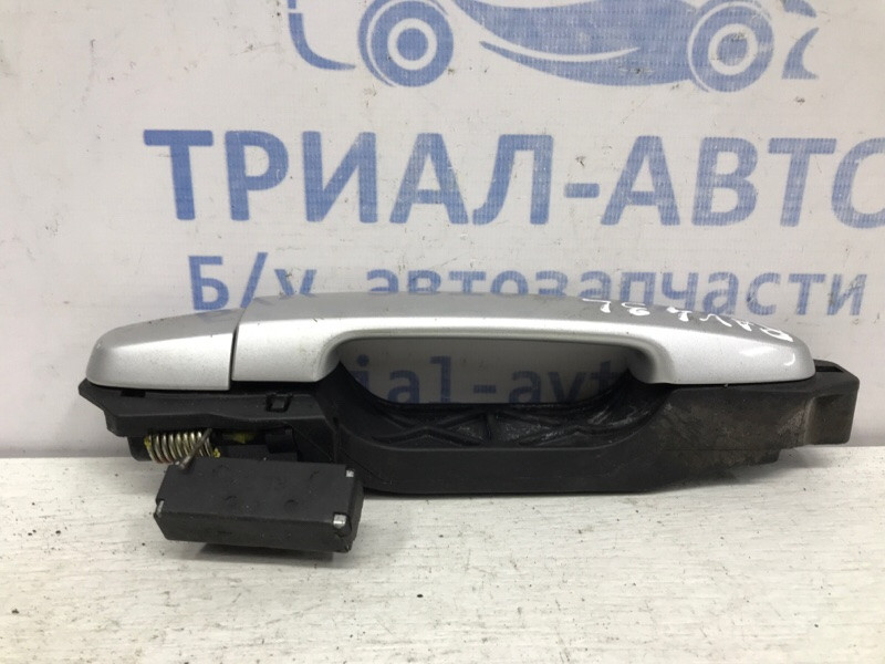 Ручка двери внешняя задняя левая Toyota RAV 4 A30 2.0 БЕНЗИН 1AZFE 2005 (б/у) Киев - изображение 2