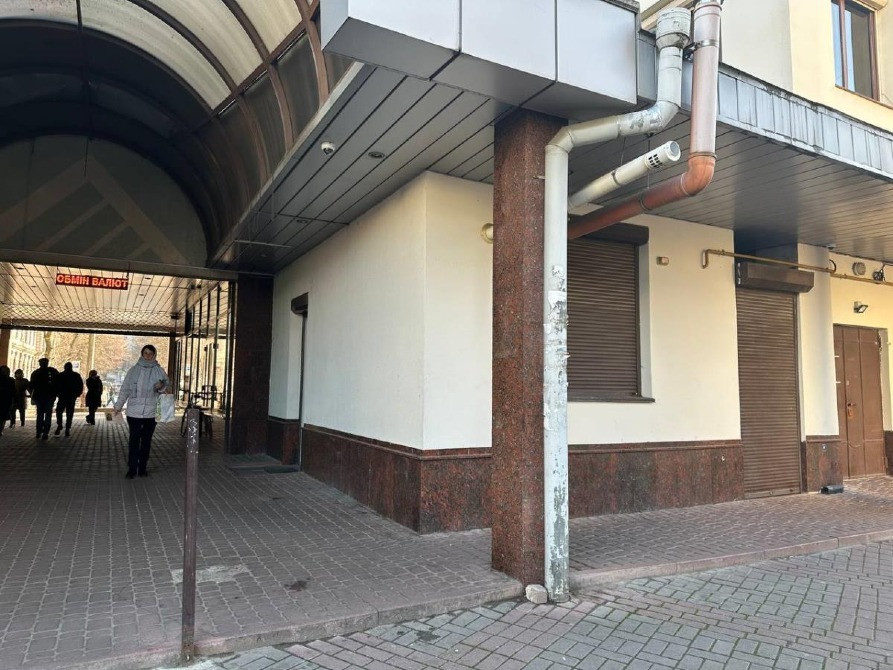 ОРЕНДА ПРИМІЩЕННЯ В ЦЕНТРІ МІСТА — вул. Галицька, 7 (під “Рошен”) Івано-Франківськ - зображення 6