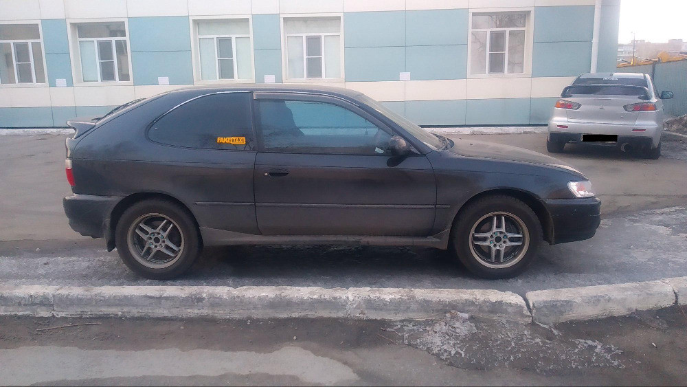 Наклейка на авто или мото FakeTaxi Жёлтая светоотражающая Бориспіль - зображення 7