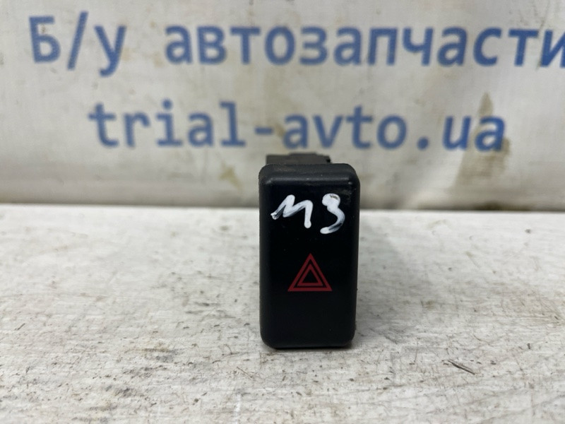 Кнопка аварийки Mazda 3 2003-2009 BP4K664H0 (Арт. 81631) Київ - зображення 1