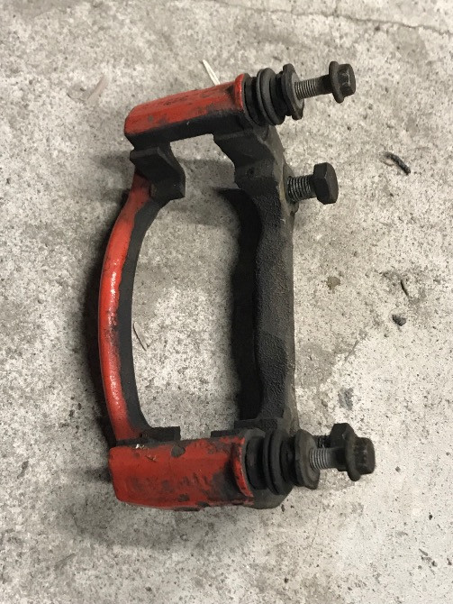 Бу скоба переднего суппорта Mitsubishi Colt, Smart ForFour, A4544200015, 4605A067 Кропивницький - зображення 1
