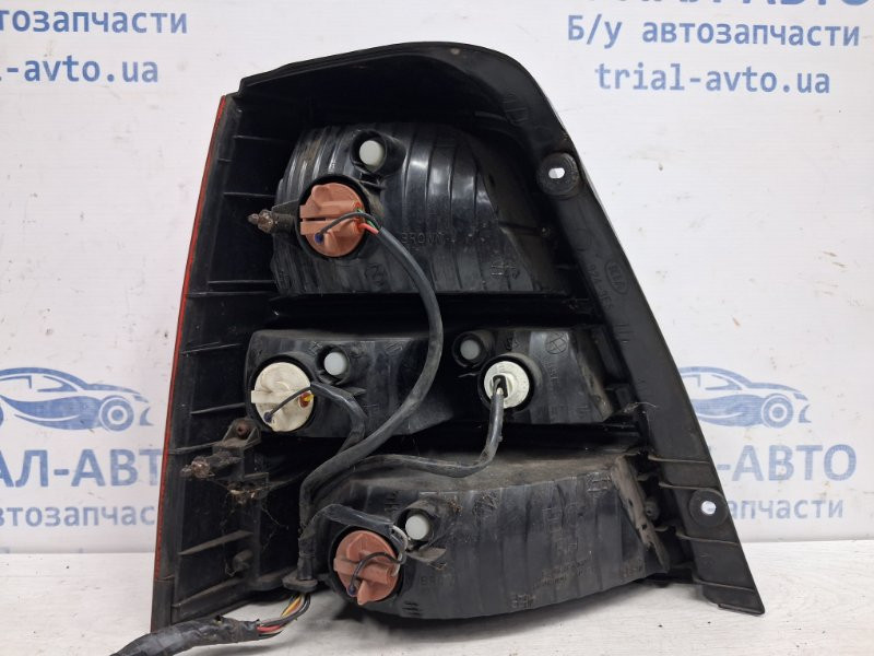 Фонарь задний внешний правый Kia Sorento BL 2.5 DIESEL D4CB 2002 (б/у) Київ - зображення 4