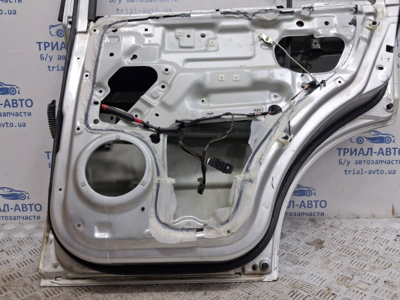 Дверь задняя правая Kia Sorento BL 2.5 DIESEL D4CB 2002 (б/у) Киев - изображение 10