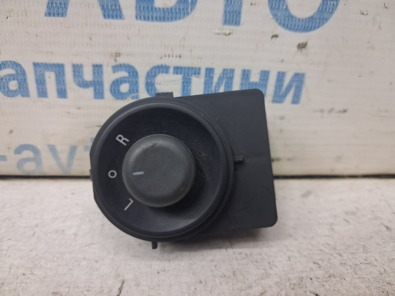 Блок управления зеркалами Chevrolet Cruze 2009-2016 13272182 (Арт. 86867) Киев - изображение 1