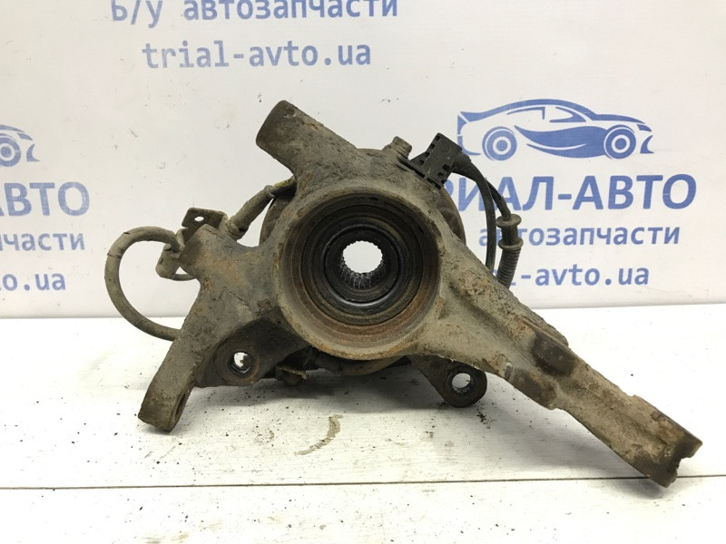 Кулак поворотный правый со ступицей Kia Ceed ED 1.6 DIESEL D4FB 2006 (б/у) Київ - зображення 1