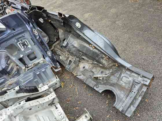 Четверть автомобиля задняя левая Lexus RX 350 XU30 3.5 БЕНЗИН 2GRFE 2003 (б/у) Киев