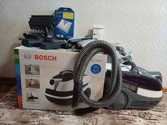 Пилосос миючий з аквафільтром Bosch BWD41740 Кропивницький