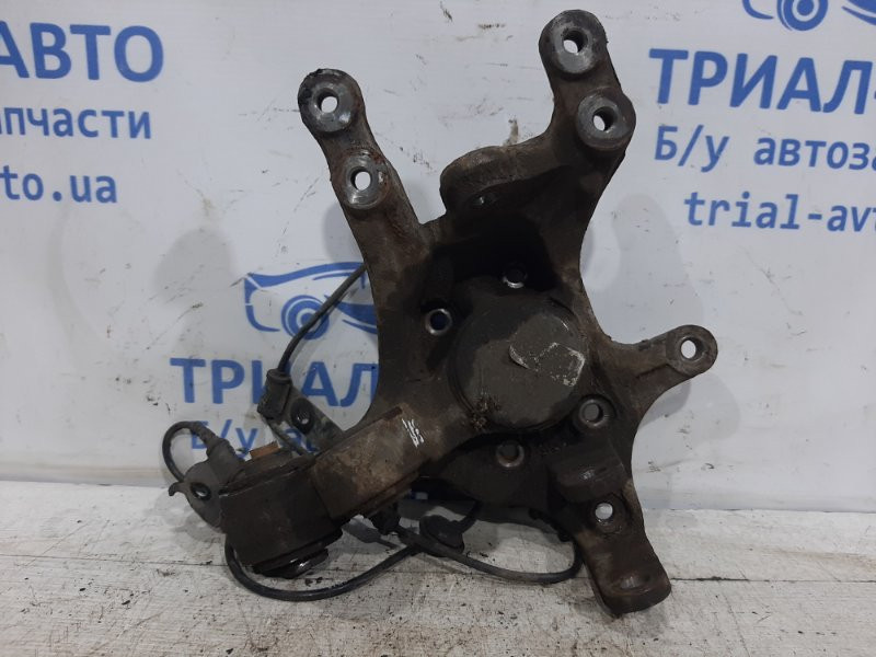 Цапфа задняя правая Hyundai IX35 LM 2.0 DIESEL 2009 (б/у) Киев - изображение 1