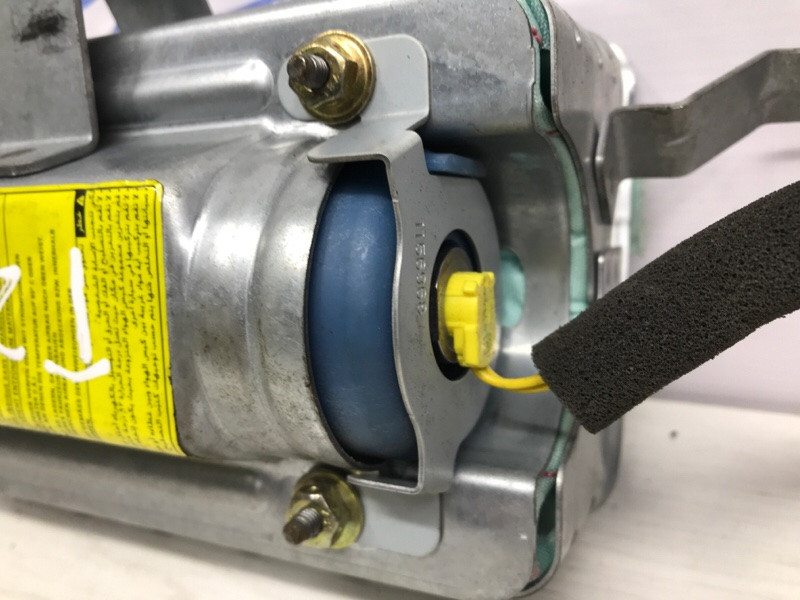 Подушка безопасности в торпеду Toyota Avensis T25 1.8 БЕНЗИН 1ZZFE 2002 (б/у) Киев - изображение 3