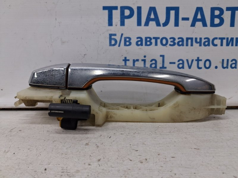 Ручка двери внешняя передняя левая SsangYong Korando C200 2.0 DIESEL D20DT 2010 (б/у) Київ - зображення 2