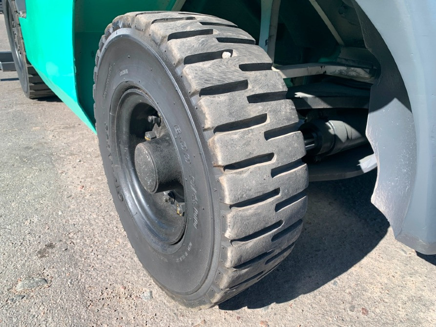 Вилочный автопогрузчик Mitsubishi, с печкой и боковым смещением. Модель: FGE20T. Полтава - изображение 9