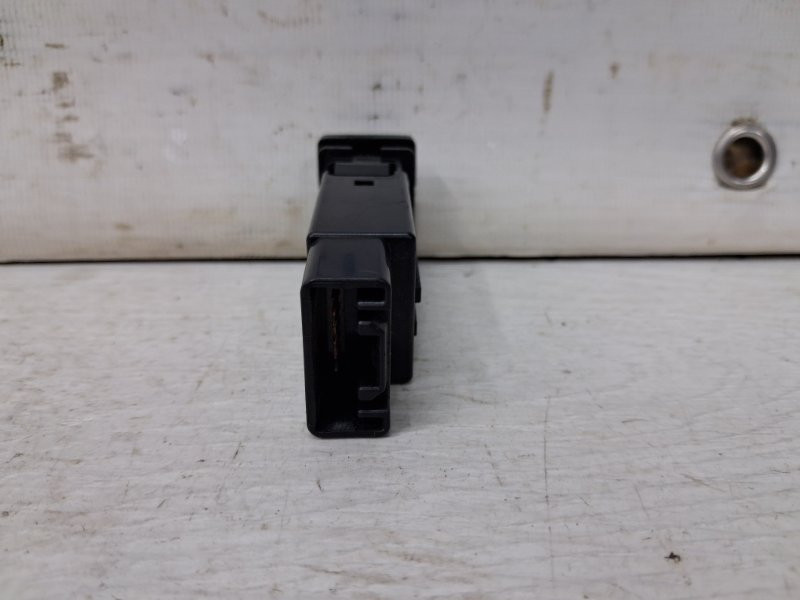 Кнопка подогрева Toyota RAV 4 A30 2.0 БЕНЗИН 1AZFE 2005 (б/у) Киев - изображение 2