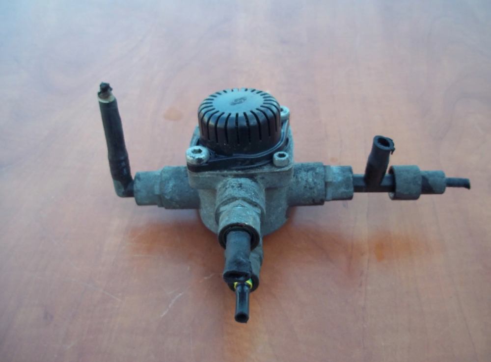 1360613, AC577A Клапан ускорительный DAF XF 106 Euro 6 1927394 Львов - изображение 1