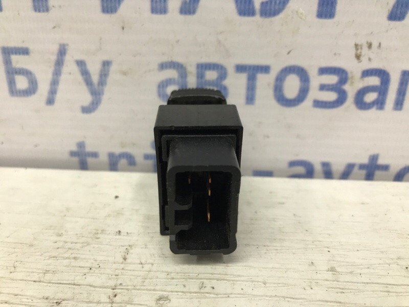 Кнопка стеклоподъемника Hyundai Tucson JM 2.0 DIESEL D4EA 2004 (б/у) Киев - изображение 3