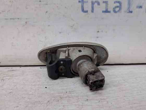 Повторитель поворотника Mitsubishi Pajero Wagon 3 3.2 ДИЗЕЛЬ 4M41 1999 (б/у) Київ